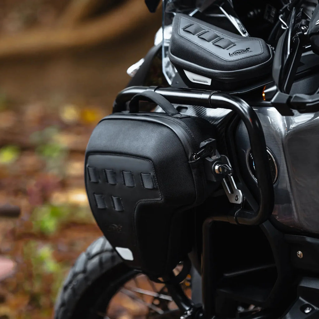 Sacs de crash barres LOBOO (paire de 5L) pour BMW R1300GS Adventure (2024+) – Sacs rigides antivol en EVA
